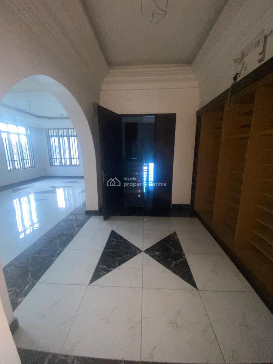 5 Bedroom Detached House with 2 Room Bq, Off Isaac John Street, Ikeja Gra, Ikeja, Lagos, Detached Duplex for Rent