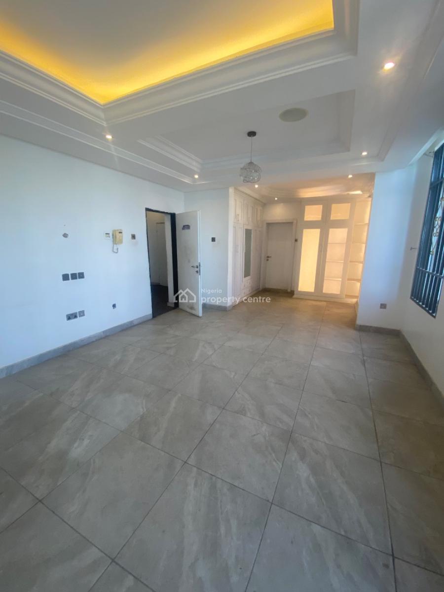 5 Bedroom Detached House with 2 Room Bq, Off Isaac John Street, Ikeja Gra, Ikeja, Lagos, Detached Duplex for Rent