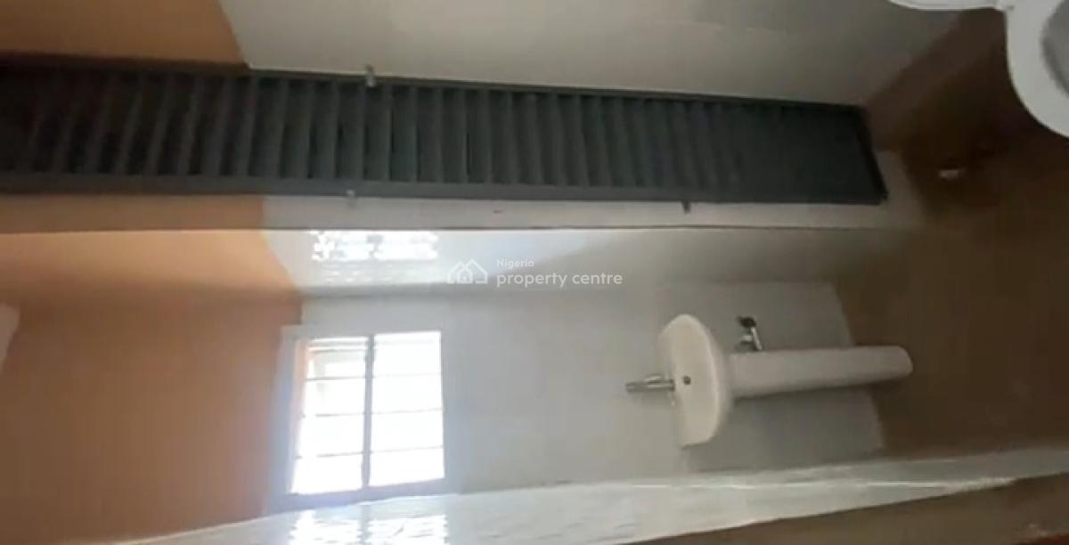 Executively Built Spacious Standard Decent One Bedroom Apartment, Iwaya, Onike, Yaba, Lagos, Mini Flat (room and Parlour) for Rent