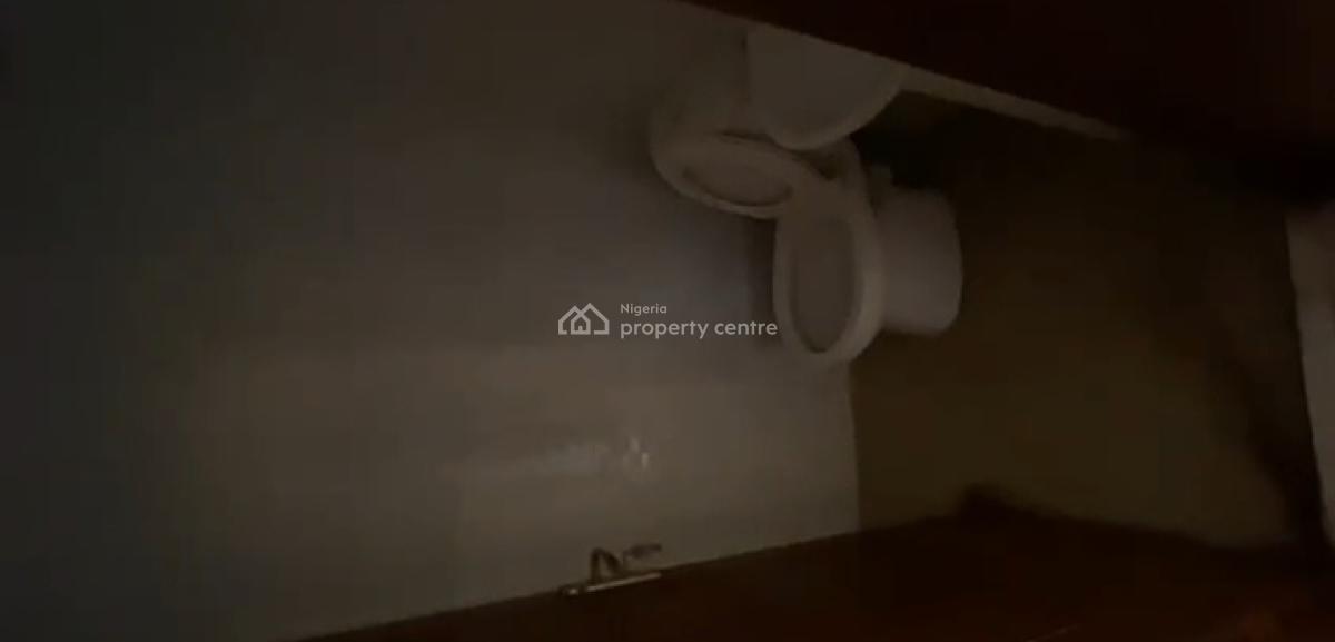 Executively Built Spacious Standard Decent One Bedroom Apartment, Iwaya, Onike, Yaba, Lagos, Mini Flat (room and Parlour) for Rent