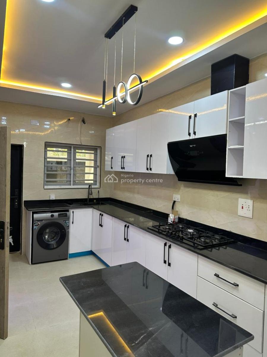 Executive 4 Bedroom Duplex, Gowon Estate, Egbeda, Alimosho, Lagos, Detached Duplex for Sale