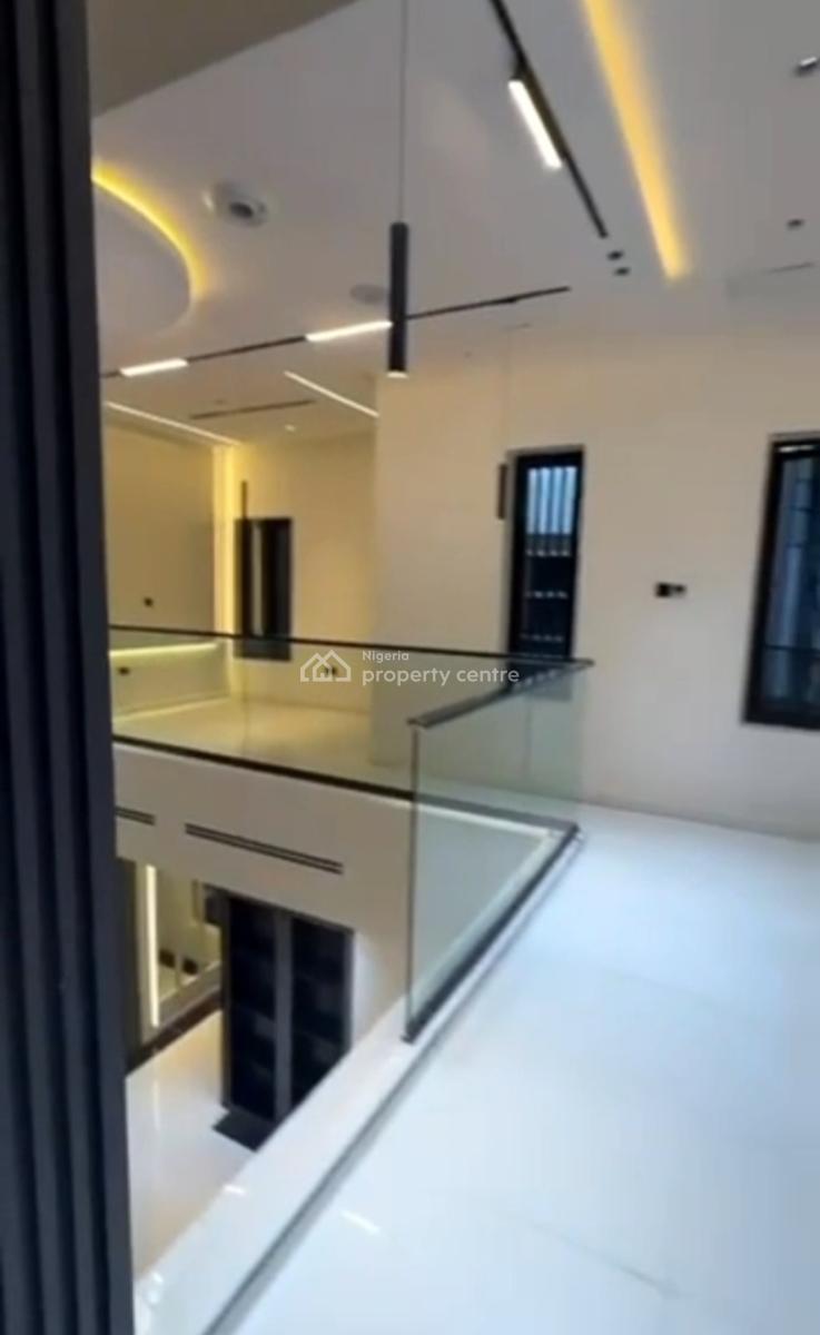 Luxury Standard Spacious 5 Bedroom Detached Duplex with Bq & Pool, Guzape District, Abuja, Detached Duplex for Sale