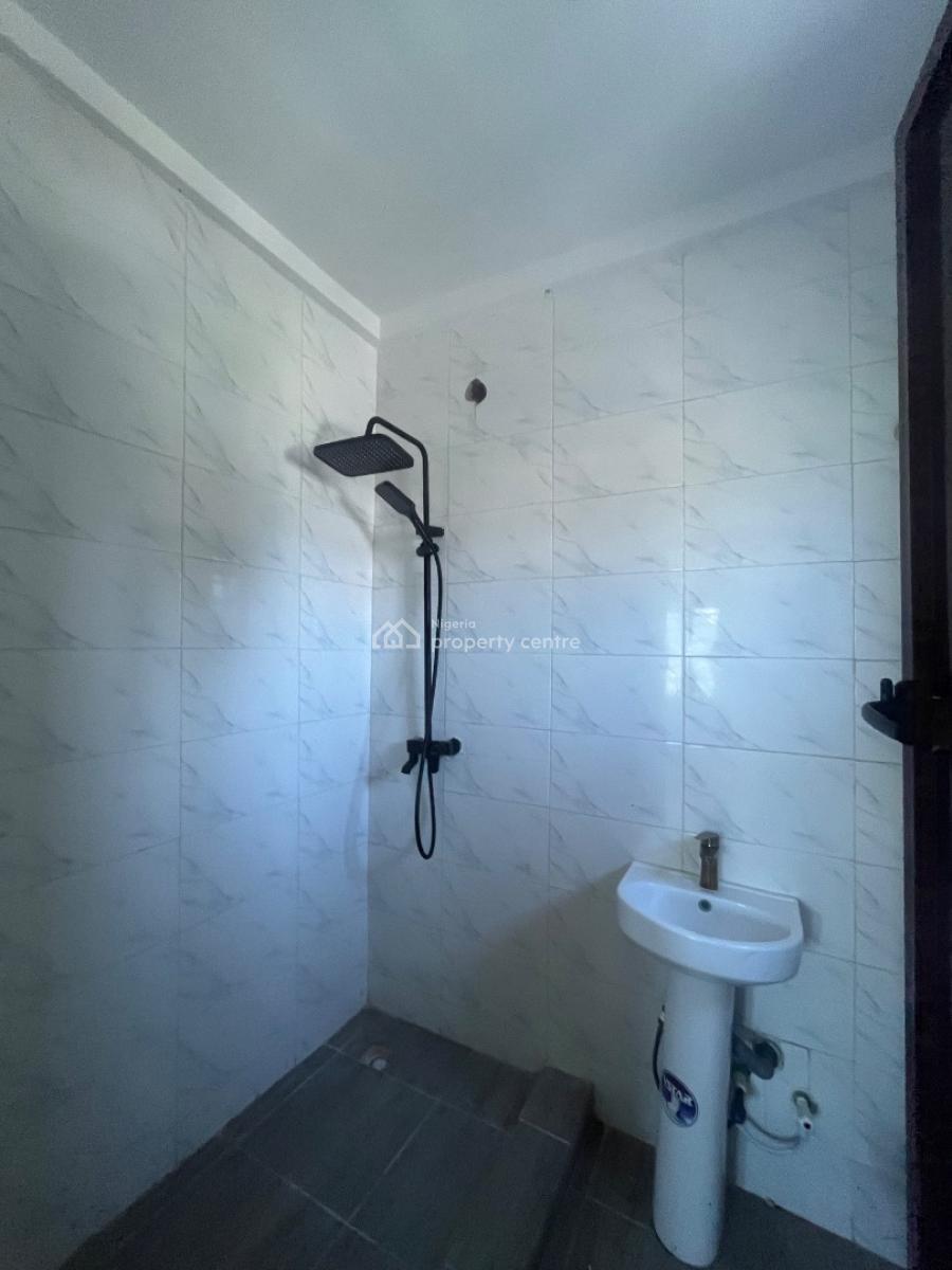 2 Bedroom Flat, Coastal Road Wale Alimi Estate, Ajah, Lagos, Flat / Apartment for Rent