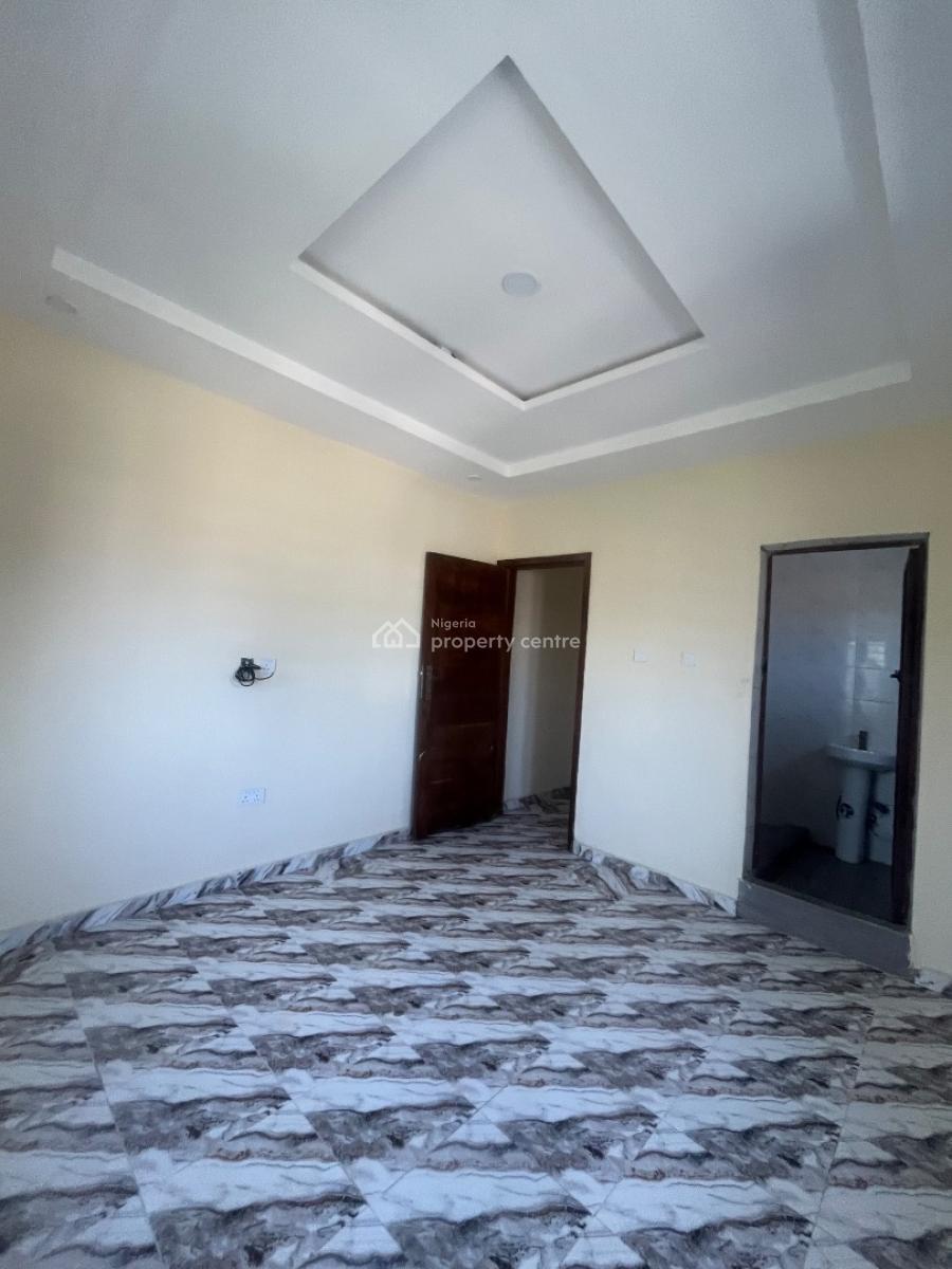 2 Bedroom Flat, Coastal Road Wale Alimi Estate, Ajah, Lagos, Flat / Apartment for Rent