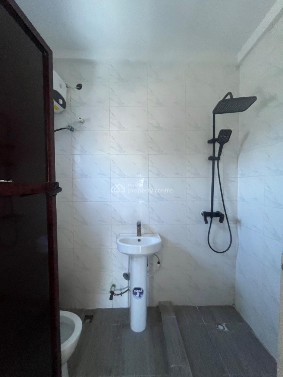 2 Bedroom Flat, Coastal Road Wale Alimi Estate, Ajah, Lagos, Flat / Apartment for Rent