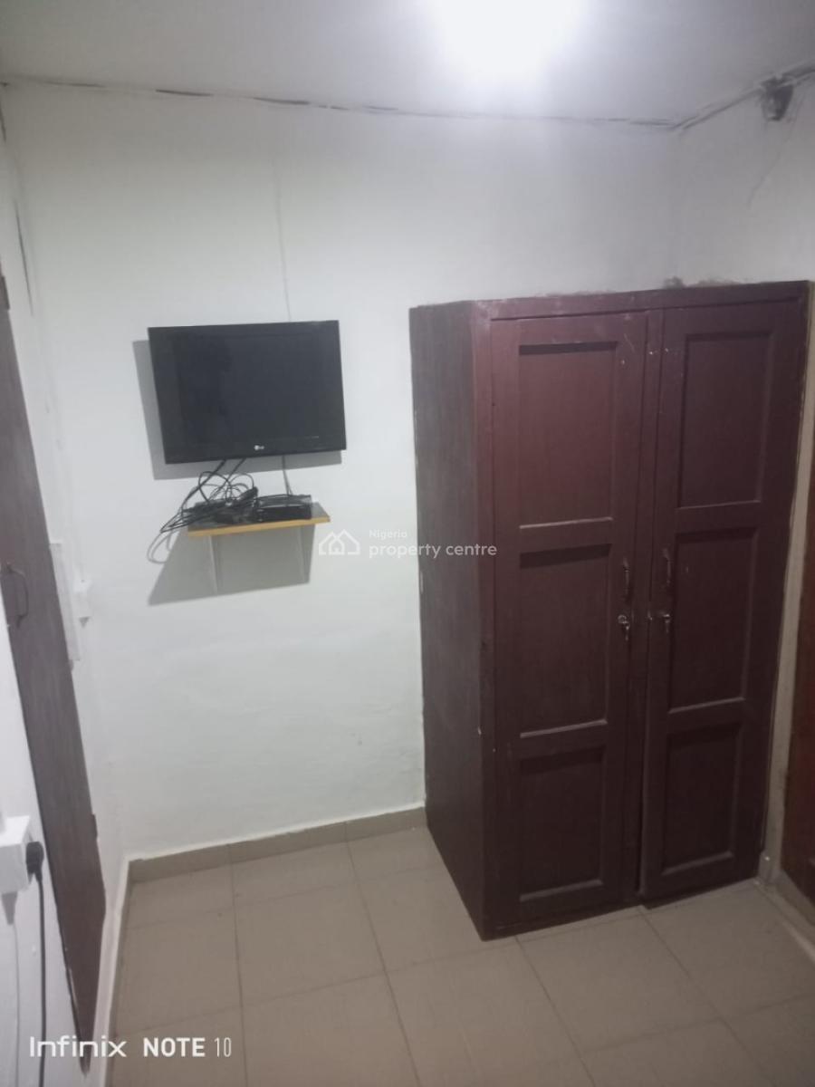Self Contain, Moore Road Off Herbert Macaulay Road / University (unilag) Road, Yaba, Lagos, Self Contain (single Rooms) for Rent