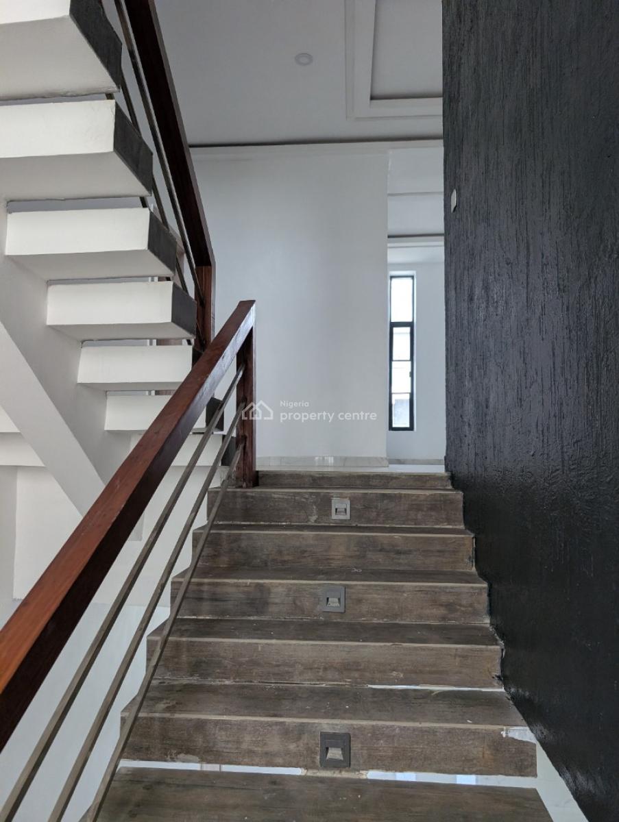 5 Bedroom Fully Detached with a Bq, Osapa London, Lekki, Lagos, Detached Duplex for Sale