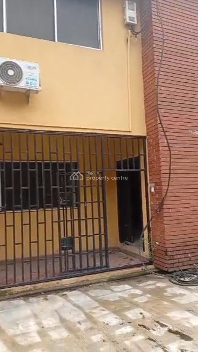 3 Bedroom Semi-detached Duplex, Moore Road, Saint Agnes, Yaba, Lagos, Semi-detached Duplex for Sale