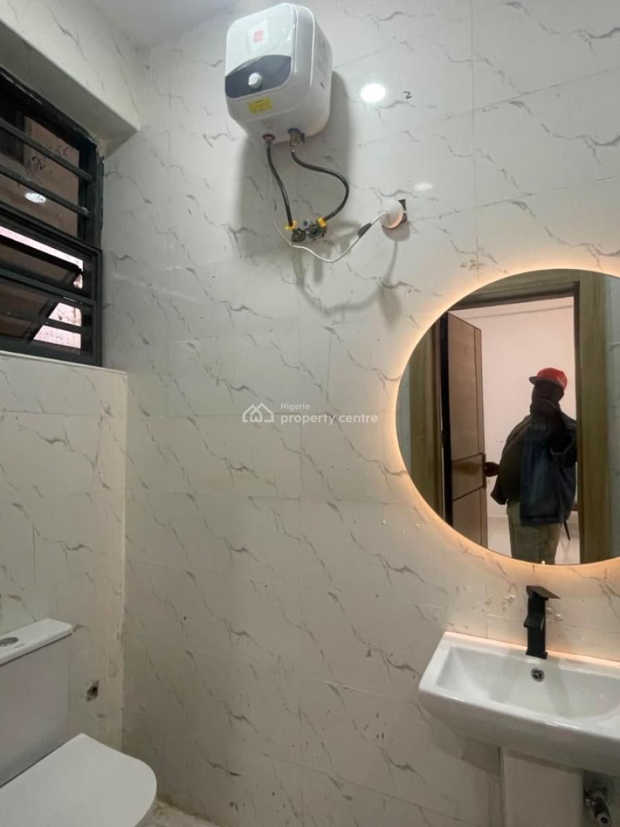Exquisite 2 Bedroom Apartment, Ologolo, Lekki, Lagos, Flat / Apartment for Rent