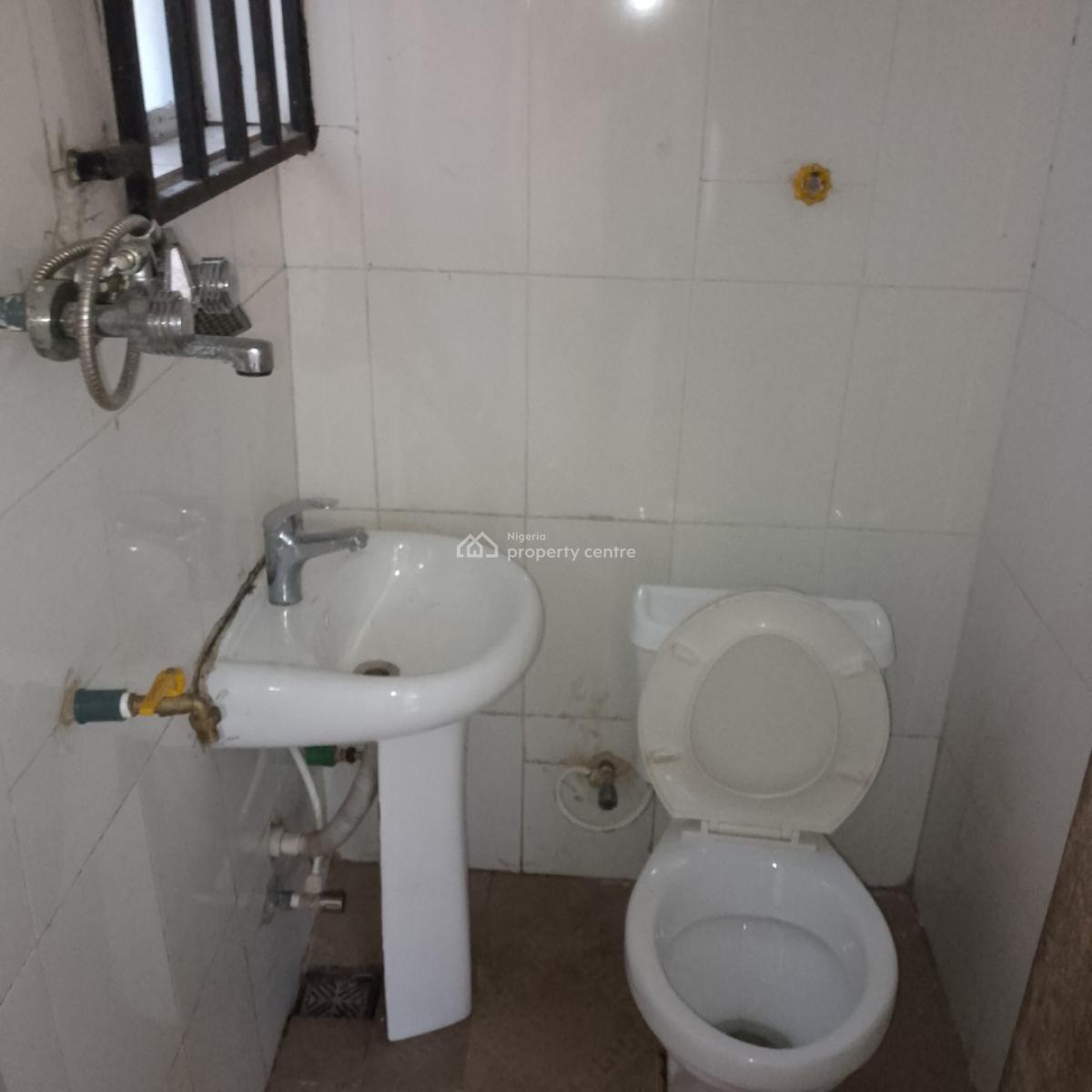 Massive Studio Flat Pop, Eleko Junction Opposite Pan Atlantic University, Eleko, Ibeju Lekki, Lagos, Self Contain (single Rooms) for Rent