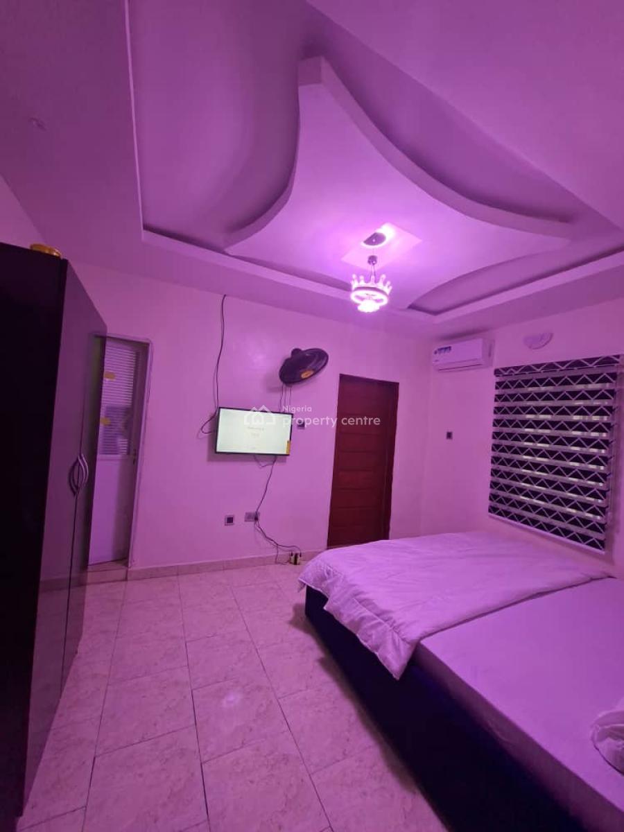 2beedroom Flat, Malete Bus Stop, Twins Garden Estae, Ibeju Lekki, Lagos, Flat / Apartment for Rent