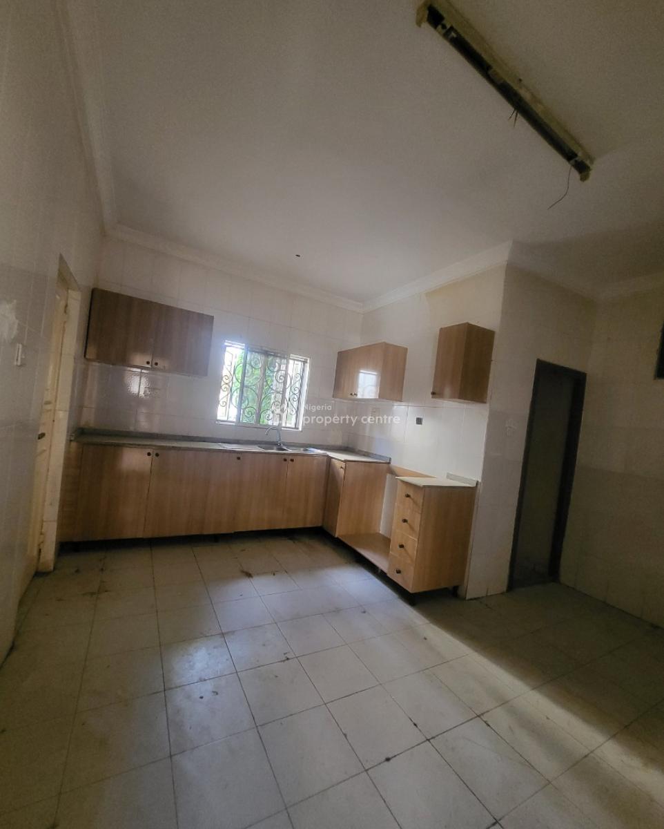 Luxurious Massive 4bedroom Terrace Duplex with Bq, By National Assembly Quarters, Gudu, Abuja, Terraced Duplex for Rent