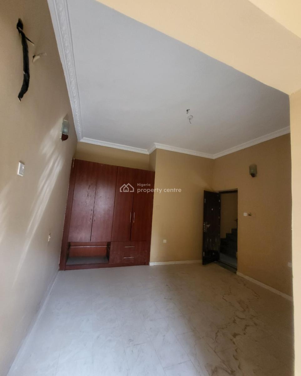 Luxurious Massive 4bedroom Terrace Duplex with Bq, By National Assembly Quarters, Gudu, Abuja, Terraced Duplex for Rent