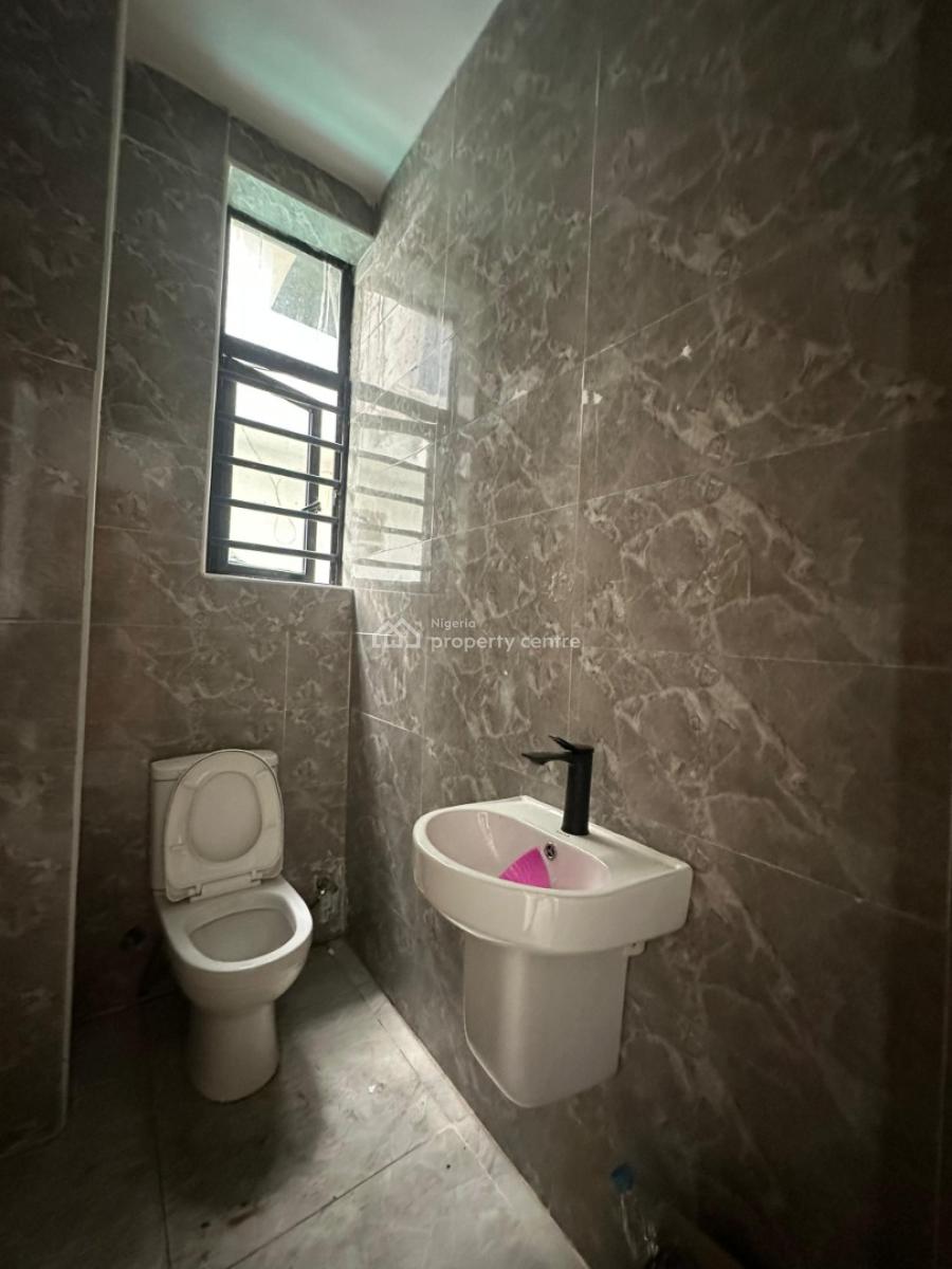 1 / Studio B/r Apartment, Lekki Phase 1, Lekki, Lagos, Flat / Apartment for Sale