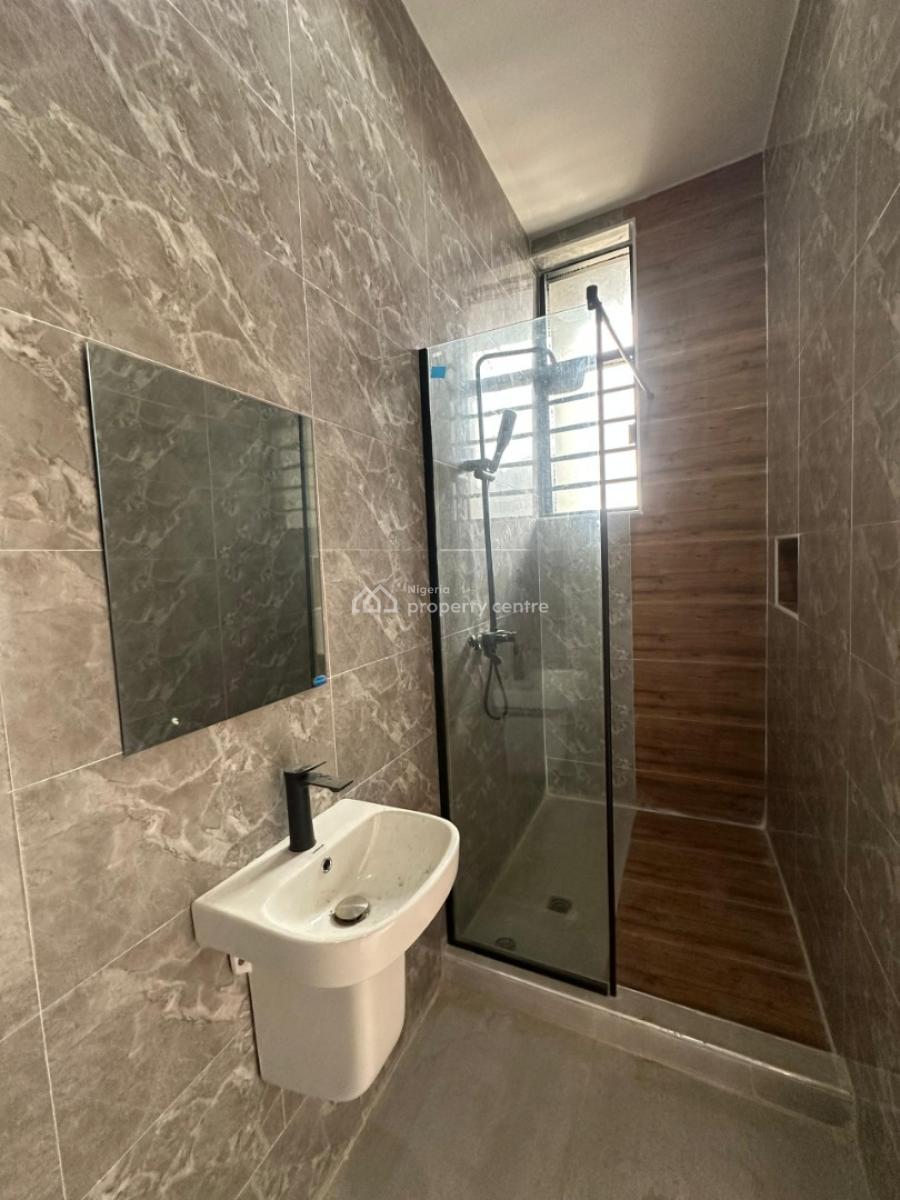 1 / Studio B/r Apartment, Lekki Phase 1, Lekki, Lagos, Flat / Apartment for Sale
