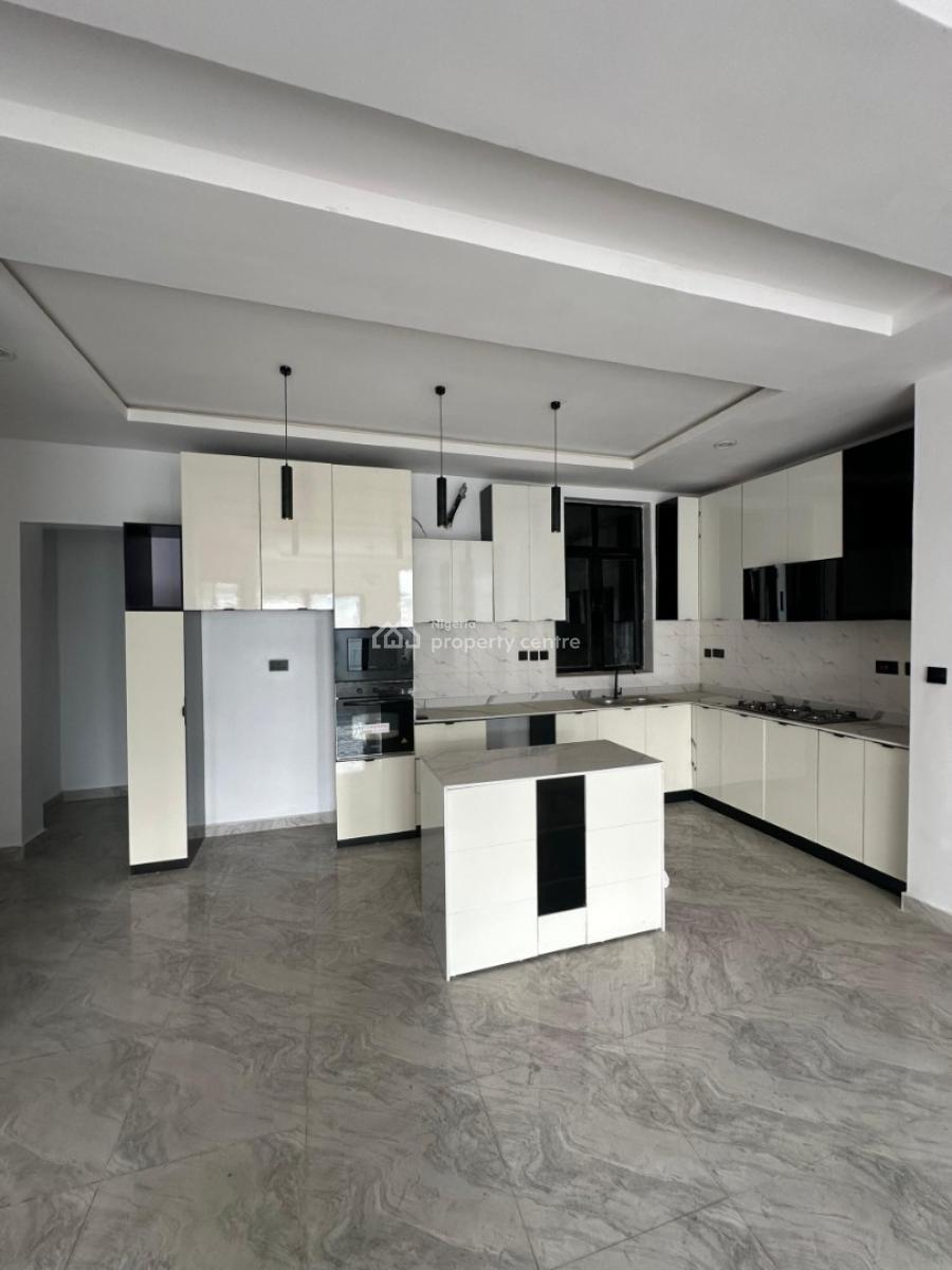 1 / Studio B/r Apartment, Lekki Phase 1, Lekki, Lagos, Flat / Apartment for Sale