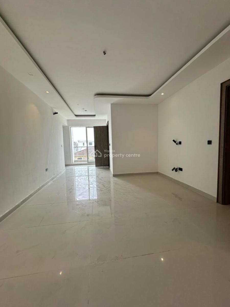 Brand New 2 Bedroom Flat, Lekki Phase 1, Lekki, Lagos, Flat / Apartment for Rent