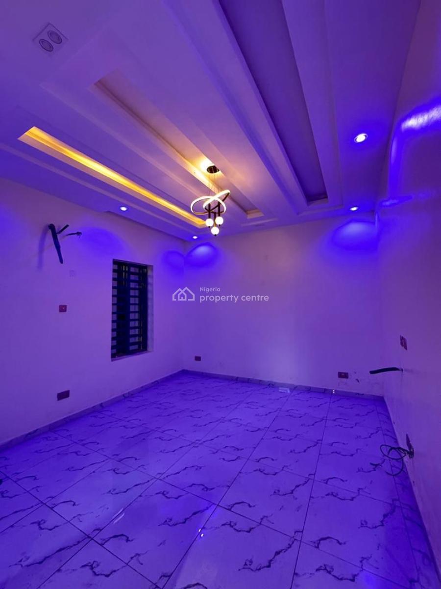 4 Bedroom Semi Detached Duplex at Ebute Metta, Ebute Metta West, Yaba, Lagos, Semi-detached Duplex for Sale