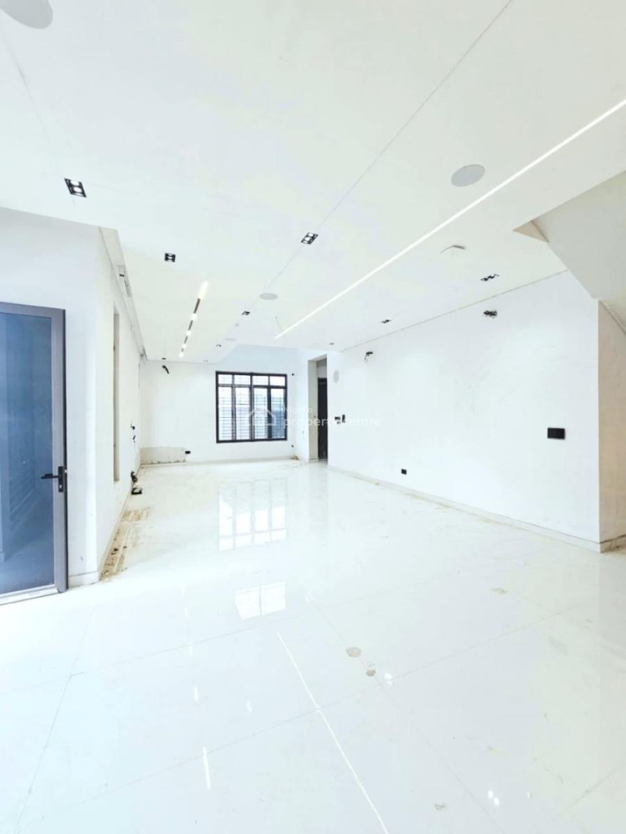 Massive 5 Bedroom Luxury, Lekki Phase 1, Lekki, Lagos, Detached Duplex for Sale
