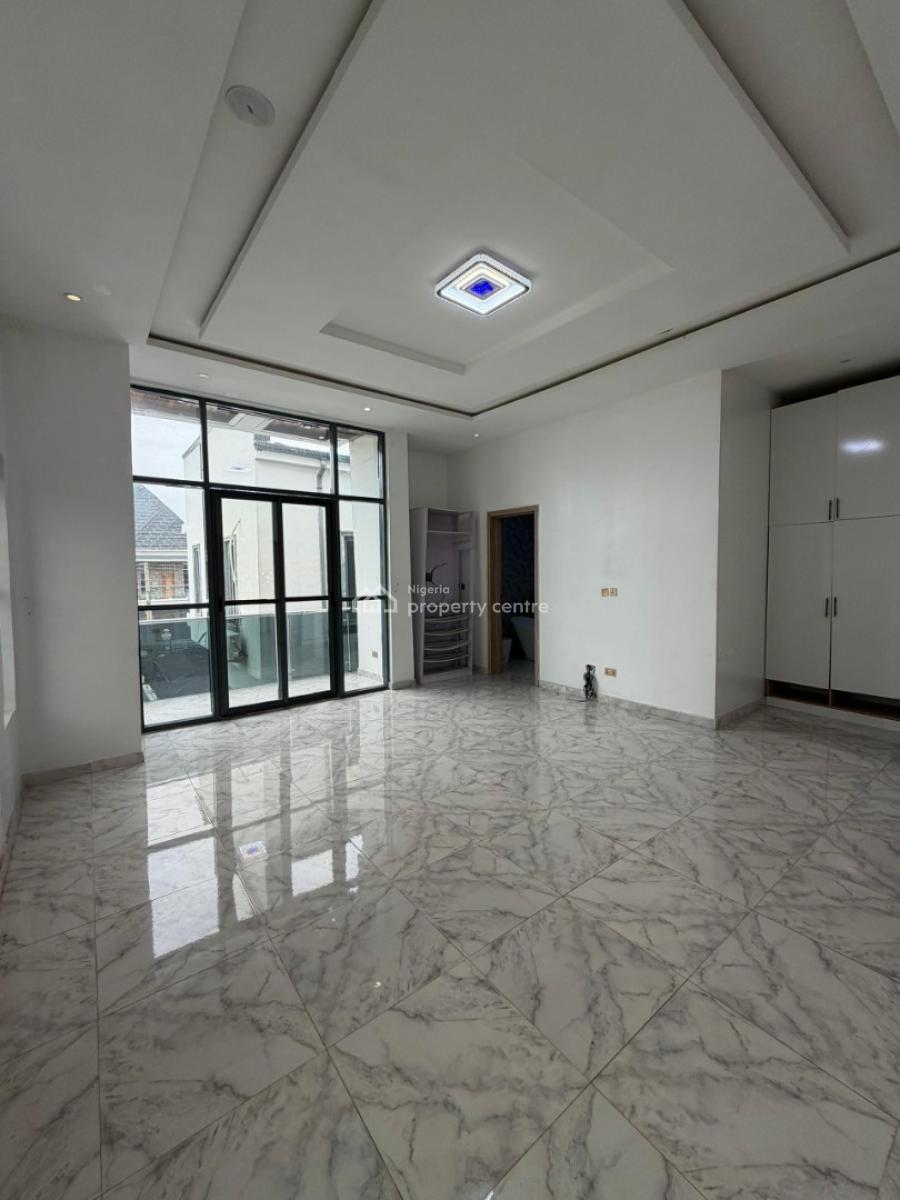 Distress 4bedroom Fully Detached Duplex, Lekki, Lagos, Detached Duplex for Sale