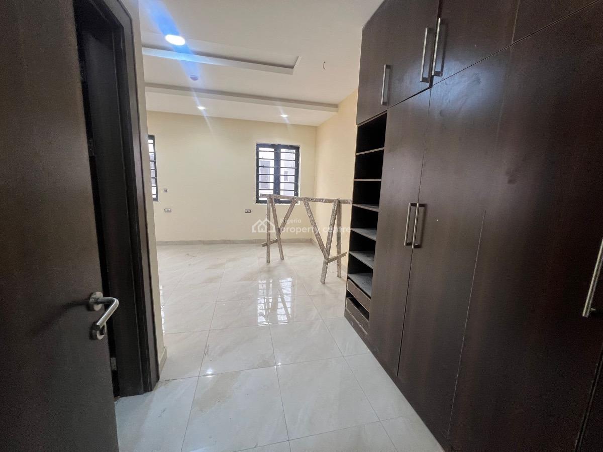 4 Bedroom Terraced Duplex, Mini Estate By Admiralty Way, Lekki Phase 1, Lekki, Lagos, Terraced Duplex for Rent
