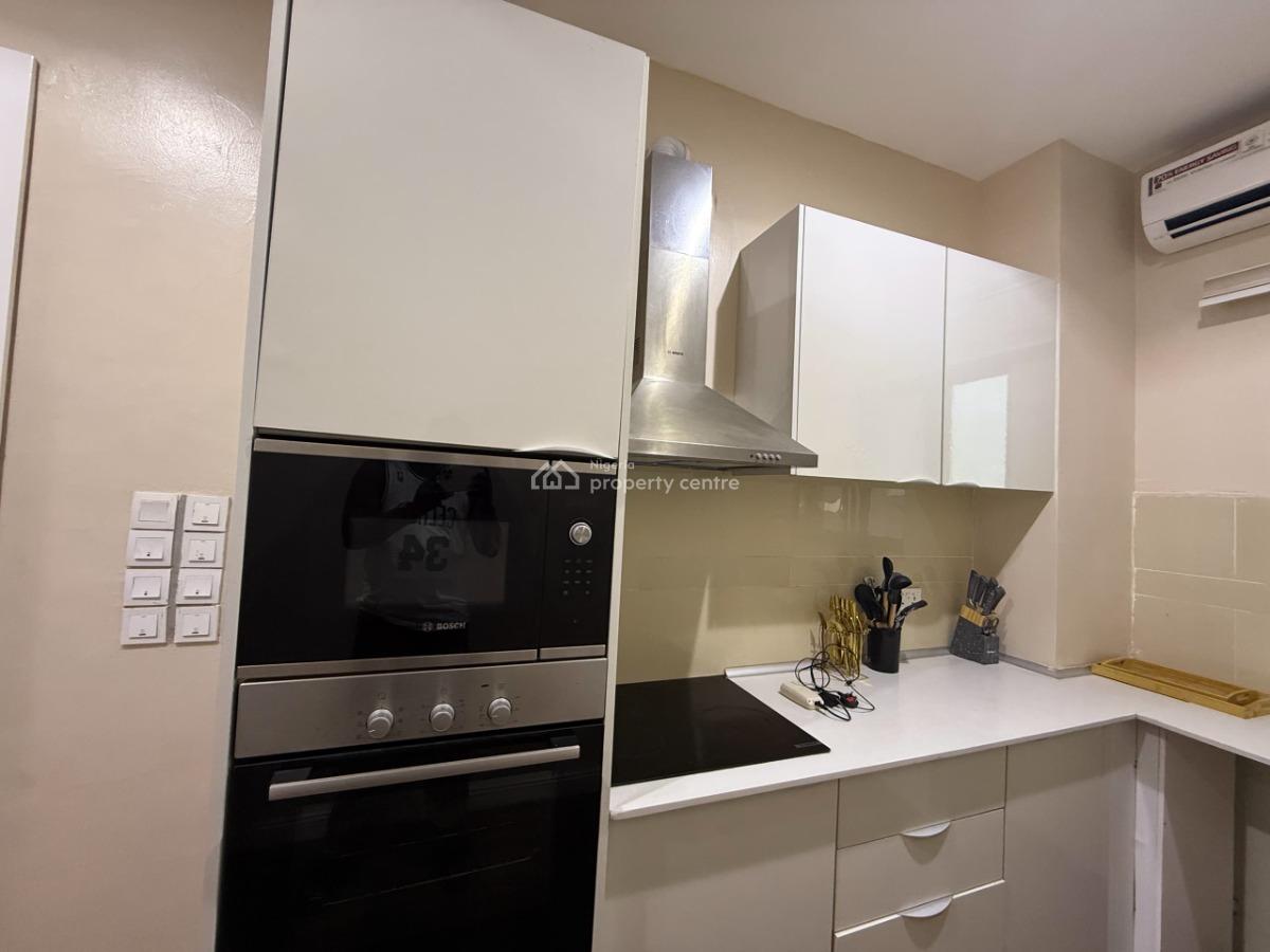 Cozy 2 Bedroom Apartment, Lekki Phase 1, Lekki, Lagos, Flat / Apartment Short Let
