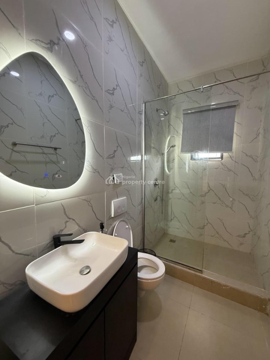 Cozy 2 Bedroom Apartment, Lekki Phase 1, Lekki, Lagos, Flat / Apartment Short Let