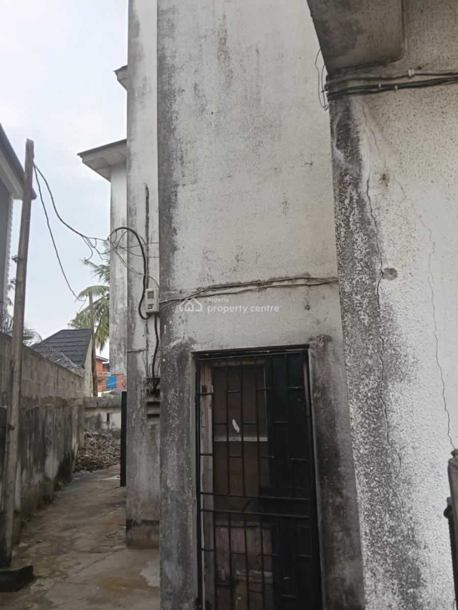 Standard 3flats of 3bedroom with 2 Shops and Security House, Alimosho Road Alaguton Close to Dopemu and Iyana Ipaja, Alimosho, Lagos, House for Sale
