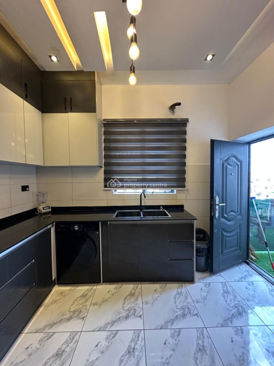 Cozy 2 Bedroom Apartment with Beach View, Ikate, Lekki, Lagos, Flat / Apartment Short Let