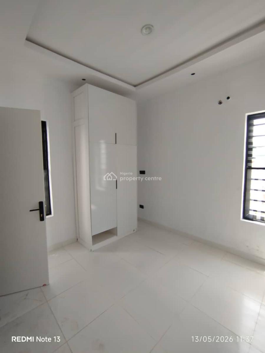 5bedrooms Fully Detached Duplex with  Bq, Ajah, Lagos, Detached Bungalow for Sale