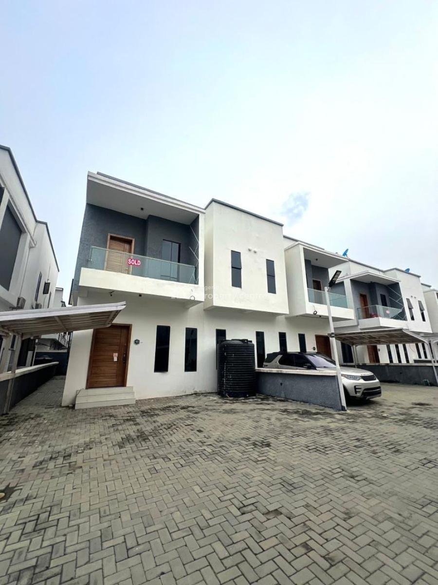 Contemporary 4-bedroom Semi-detached House with Bq, Contemporary 4-bedroom Semi-detached House with Bq, Vgc, Lekki, Lagos, Semi-detached Duplex for Sale