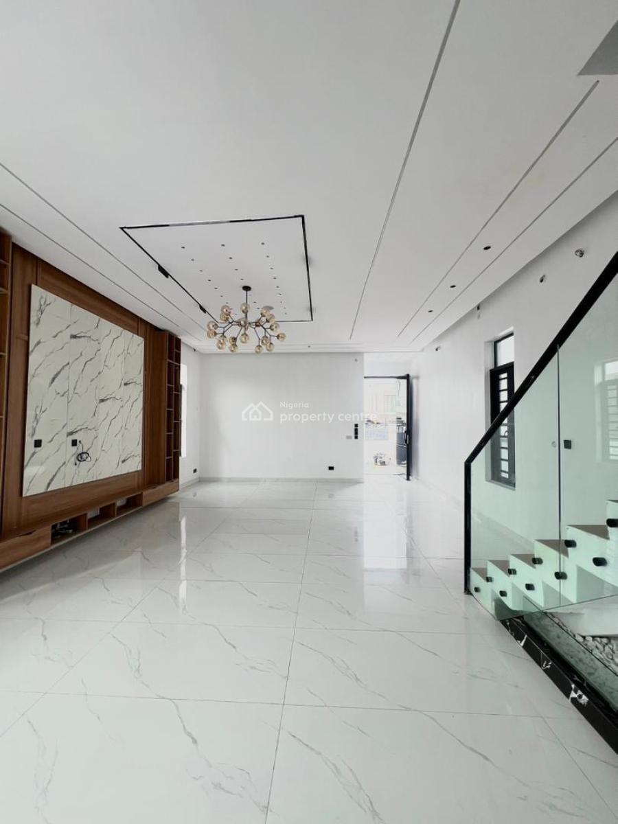 Luxury & Spacious 5-bedroom Fully Detached House with Bq, Pool, Luxury & Spacious 5-bedroom Fully Detached House with Bq, Pool, Vgc, Lekki, Lagos, Detached Duplex for Sale