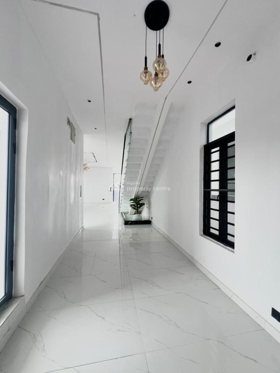 Luxury & Spacious 5-bedroom Fully Detached House with Bq, Pool, Luxury & Spacious 5-bedroom Fully Detached House with Bq, Pool, Vgc, Lekki, Lagos, Detached Duplex for Sale