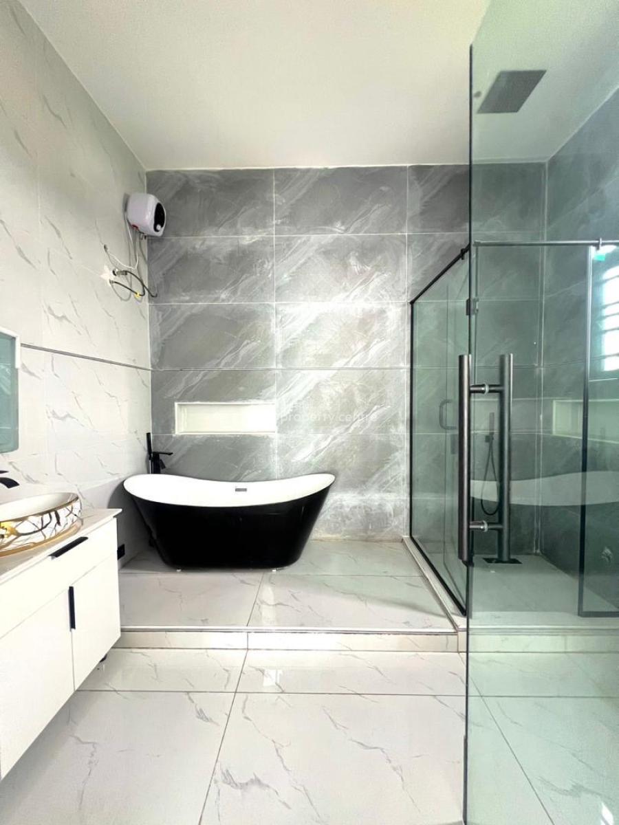 Luxury & Spacious 5-bedroom Fully Detached House with Bq, Pool, Luxury & Spacious 5-bedroom Fully Detached House with Bq, Pool, Vgc, Lekki, Lagos, Detached Duplex for Sale