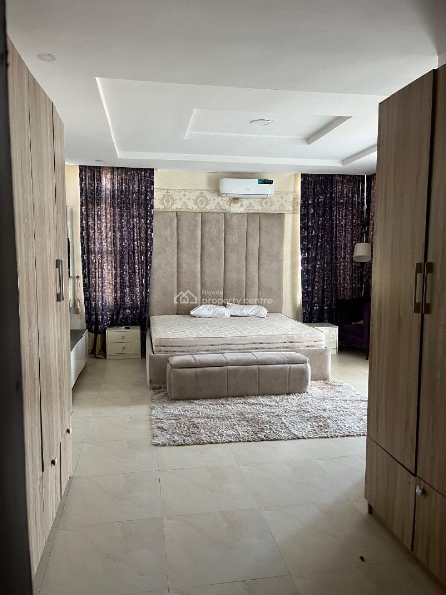 Spacious 3 Bedroom Apartment with Bq, Rock Drive, Lekki Phase 1, Lekki, Lagos, Flat / Apartment for Rent