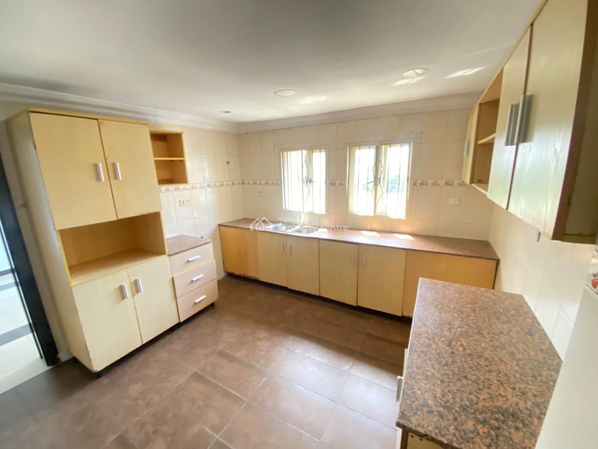 3-bedroom Apartment + Bq, Lekki Phase 1, Lekki, Lagos, Flat / Apartment for Rent
