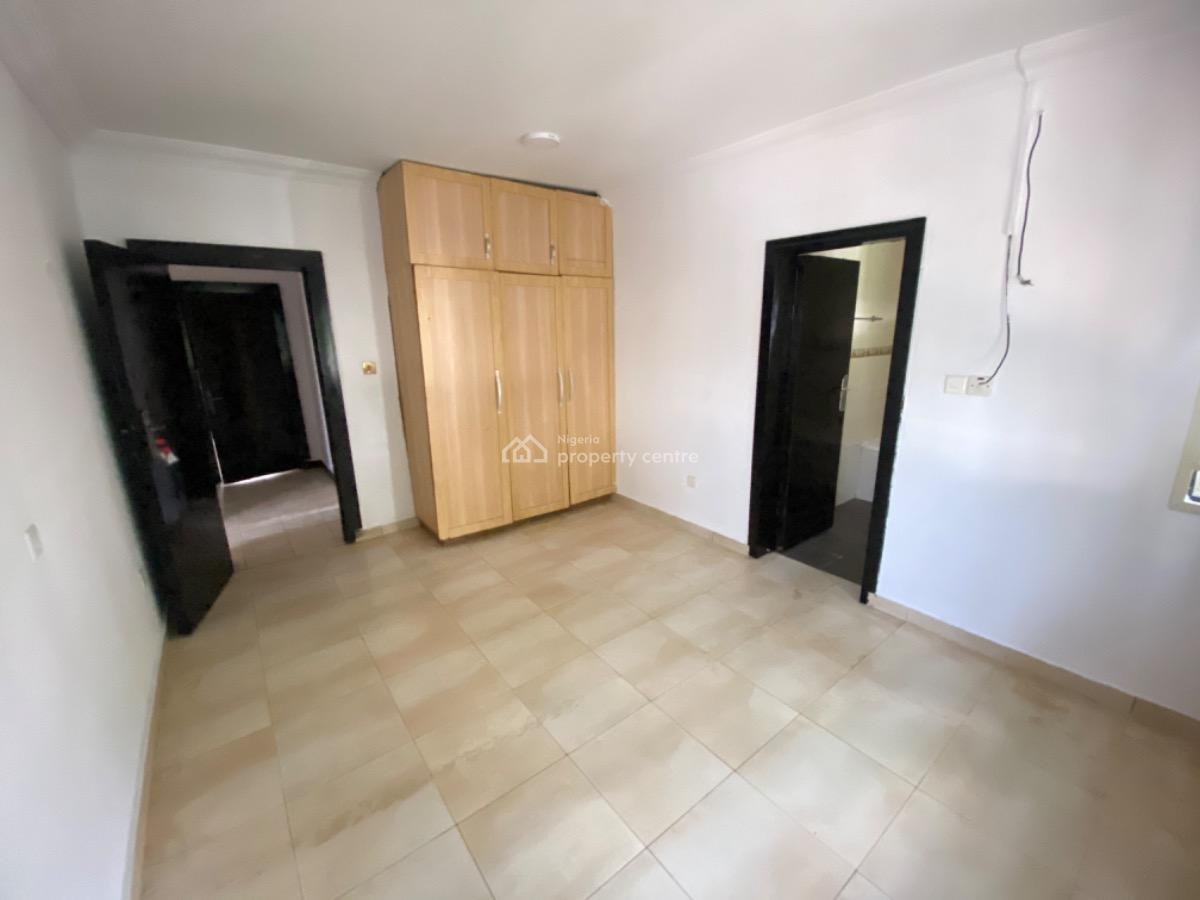 3-bedroom Apartment + Bq, Lekki Phase 1, Lekki, Lagos, Flat / Apartment for Rent