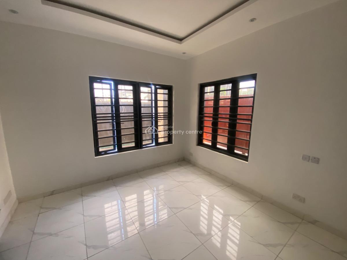 2-bedroom Apartment, Lekki Phase 1, Lekki, Lagos, Flat / Apartment for Sale