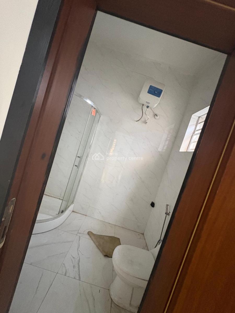 a Room in Shared Apartment, Ajah Badore, Ajah, Lagos, Flat / Apartment for Rent