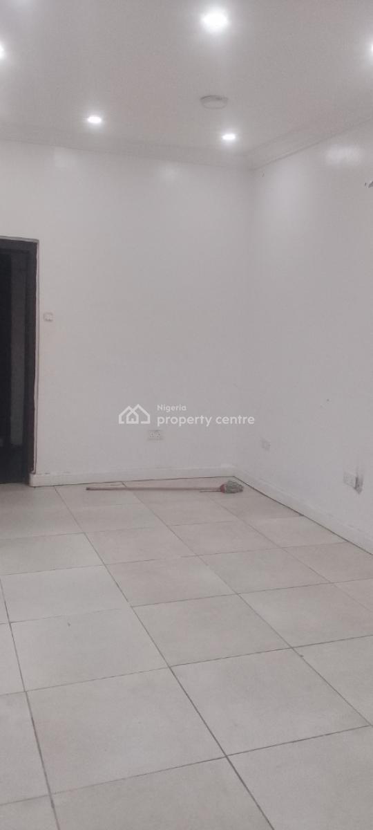 a Standard Mini Flat, Chevron Drive, Lekki Paradise 3 Estate, Lekki, Lagos, Mini Flat (room and Parlour) for Rent