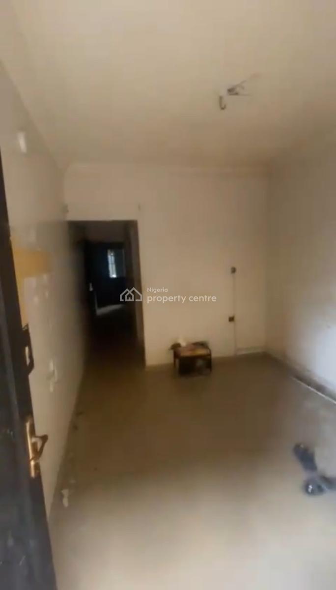 a Neatly Renovated and Standard Mini Flat Available, New Garage, Gbagada, Lagos, Gbagada, Lagos, Mini Flat (room and Parlour) for Rent