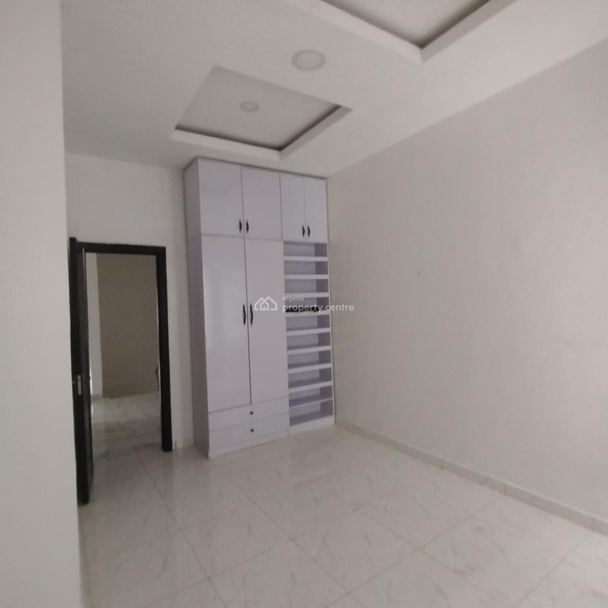 Fantastic 4 Bedroom Semi Detached Duplex with Bq, Oral Estate, Lekki Expressway, Lekki, Lagos, Semi-detached Duplex for Rent