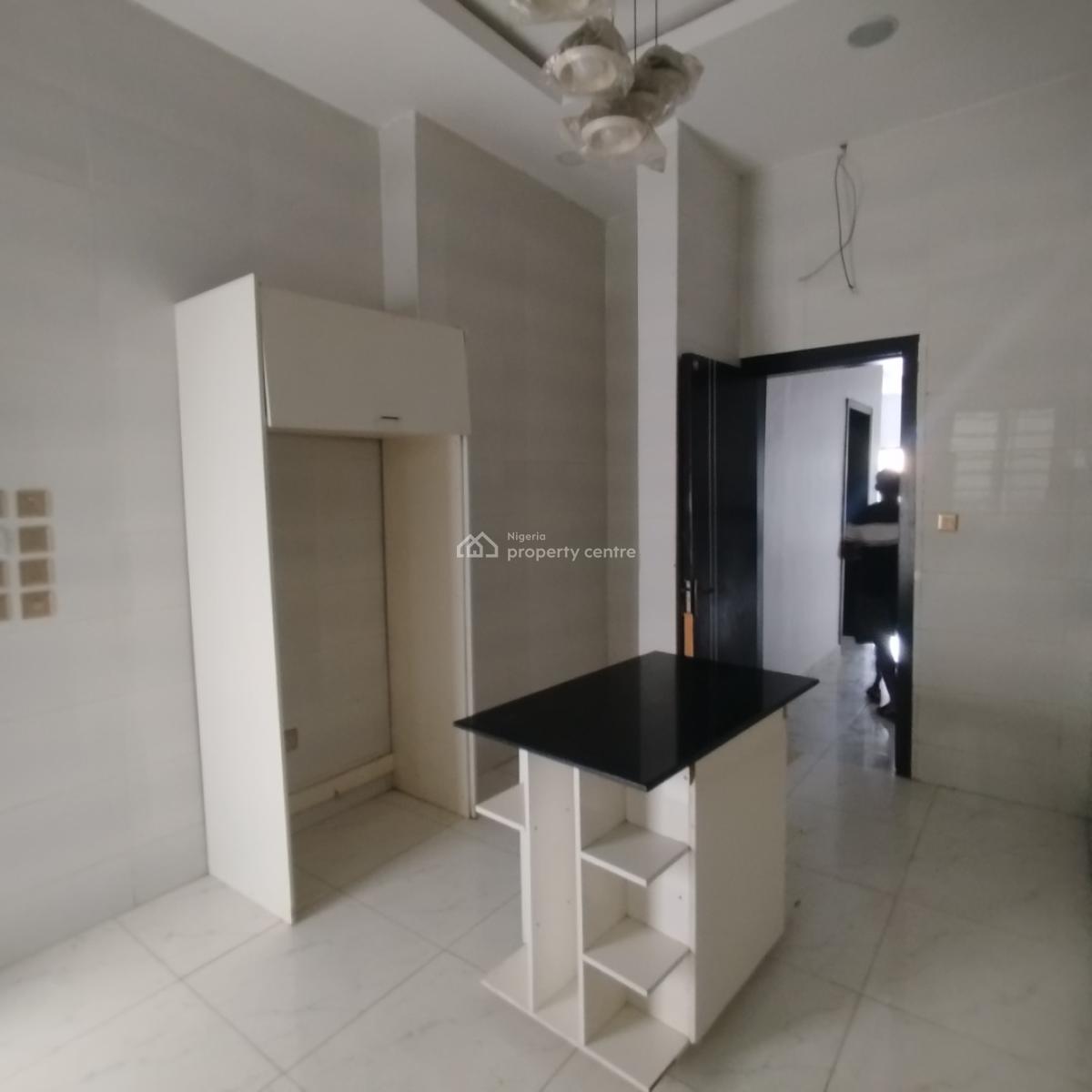 Fantastic 4 Bedroom Semi Detached Duplex with Bq, Oral Estate, Lekki Expressway, Lekki, Lagos, Semi-detached Duplex for Rent
