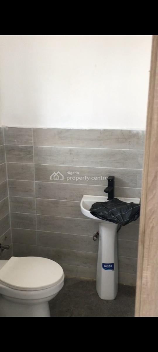 2 Bedroom Serviced Apartment in a Secure Environment, New Road, Ilasan, Lekki, Lagos, Flat / Apartment for Rent