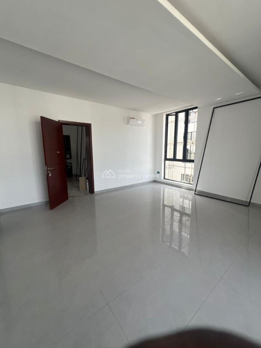 Luxury Well-finished 5 Bedroom Terrace with 2-room Bq, Banana Island, Ikoyi, Lagos, Terraced Duplex for Sale