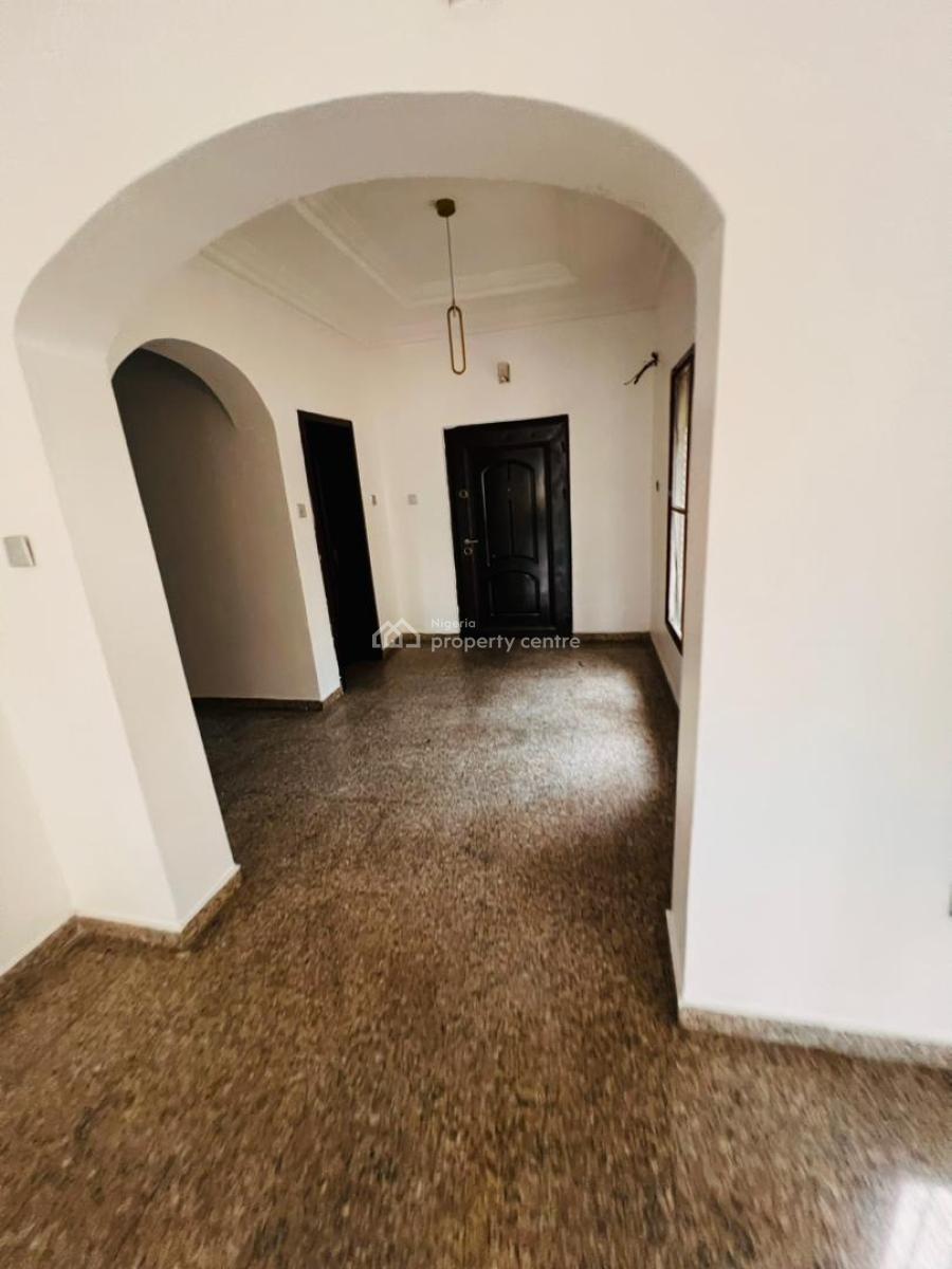 a Well Maintained 4 Bedroom Semi with a Bq, Lekki Right By Pinnacle Fuel Station in a Call Access to Estate, Lekki Phase 1, Lekki, Lagos, Semi-detached Duplex for Rent