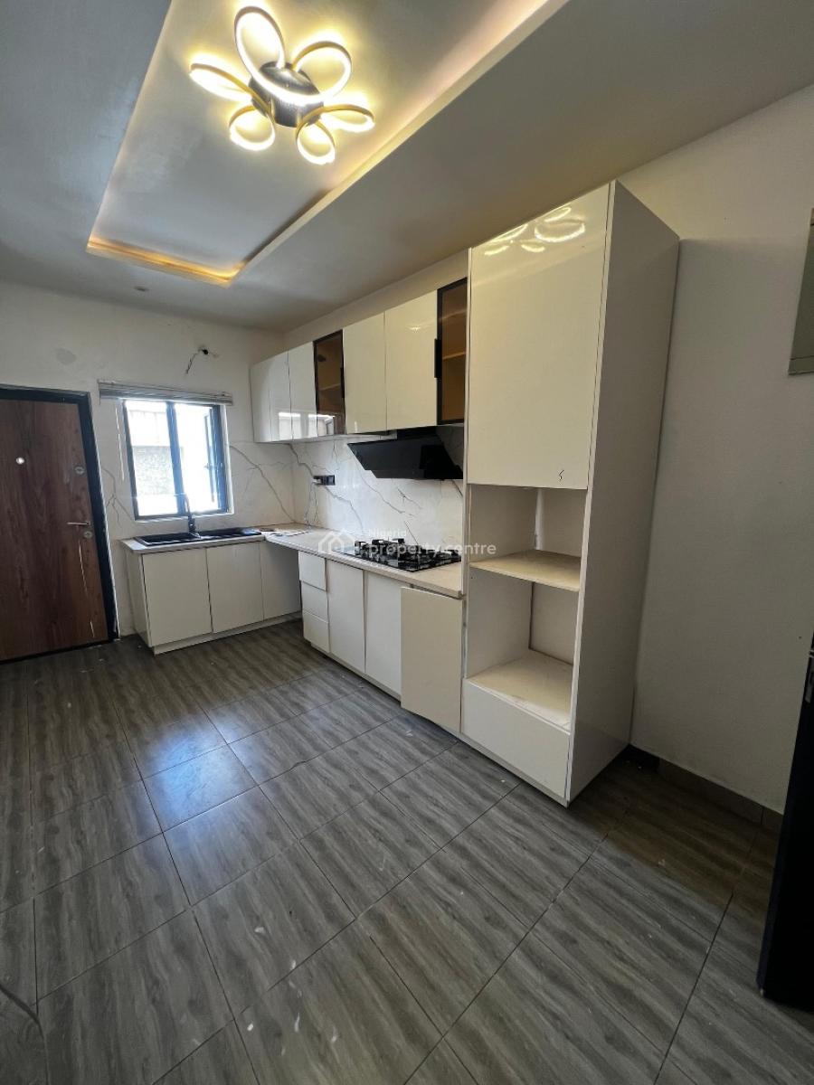2 Bedrooms, Lekki Phase 1, Lekki, Lagos, Flat / Apartment for Rent