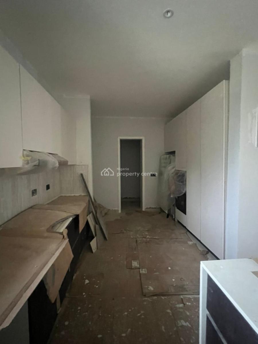 Luxury Well-finished 5 Bedroom Terrace with 2-room Bq, Banana Island, Ikoyi, Lagos, Terraced Duplex for Sale