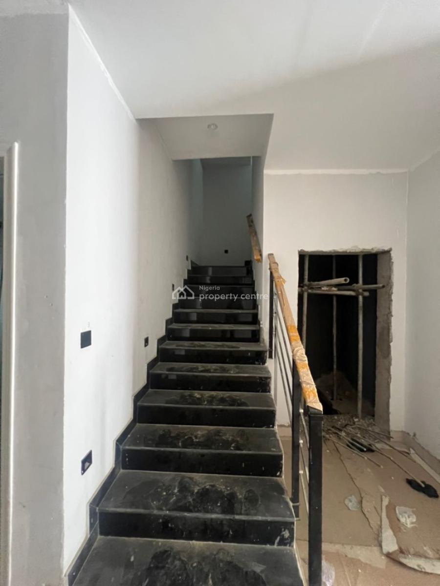 Luxury Well-finished 5 Bedroom Terrace with 2-room Bq, Banana Island, Ikoyi, Lagos, Terraced Duplex for Sale