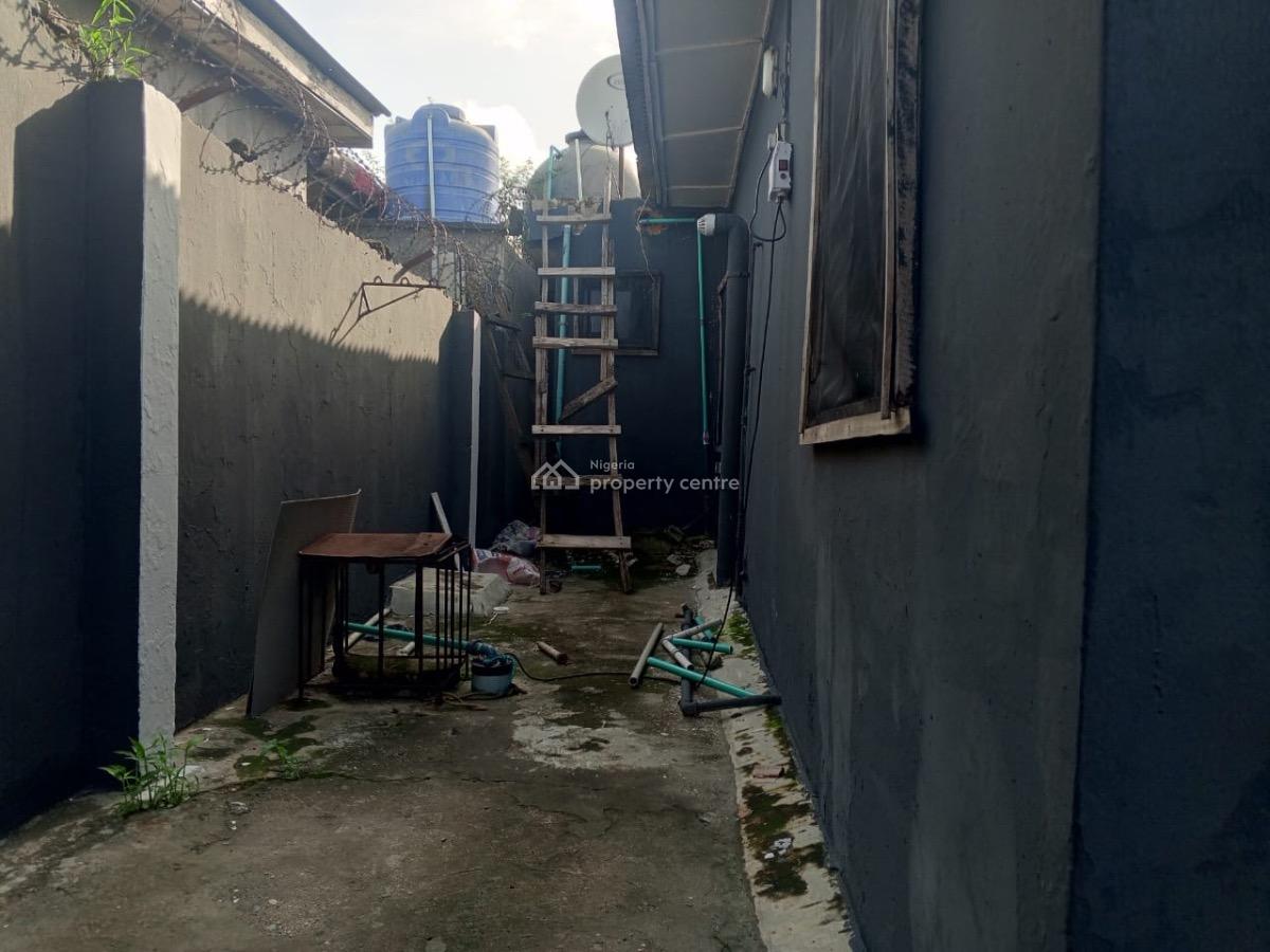 3bedroom Apartment at Abraham Adesanya, Abraham Adesanya Estate, Ajah, Lagos, Semi-detached Bungalow for Rent